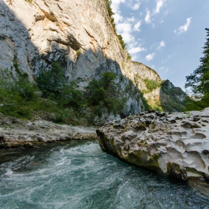 Rafting on Neretva