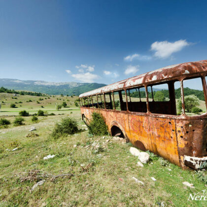 A rusted bus