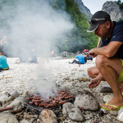 BBQ lunch at Neretva - Rakytnica confluence